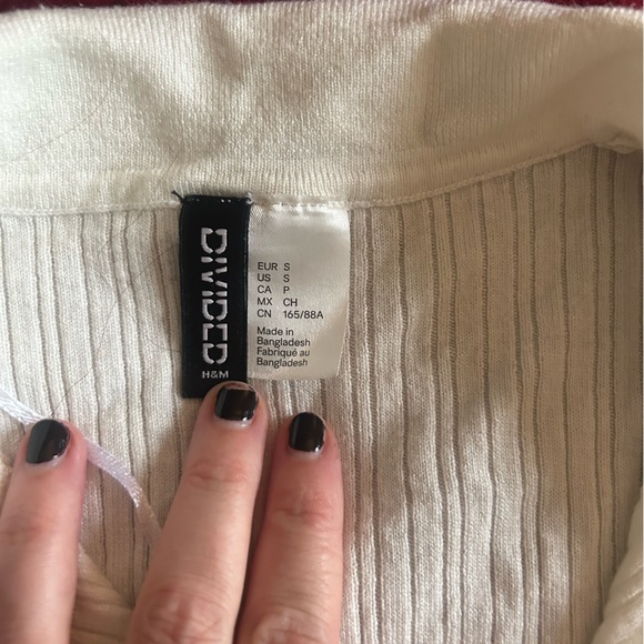 H&M Cream Ribbed Top - Picture 2 of 2